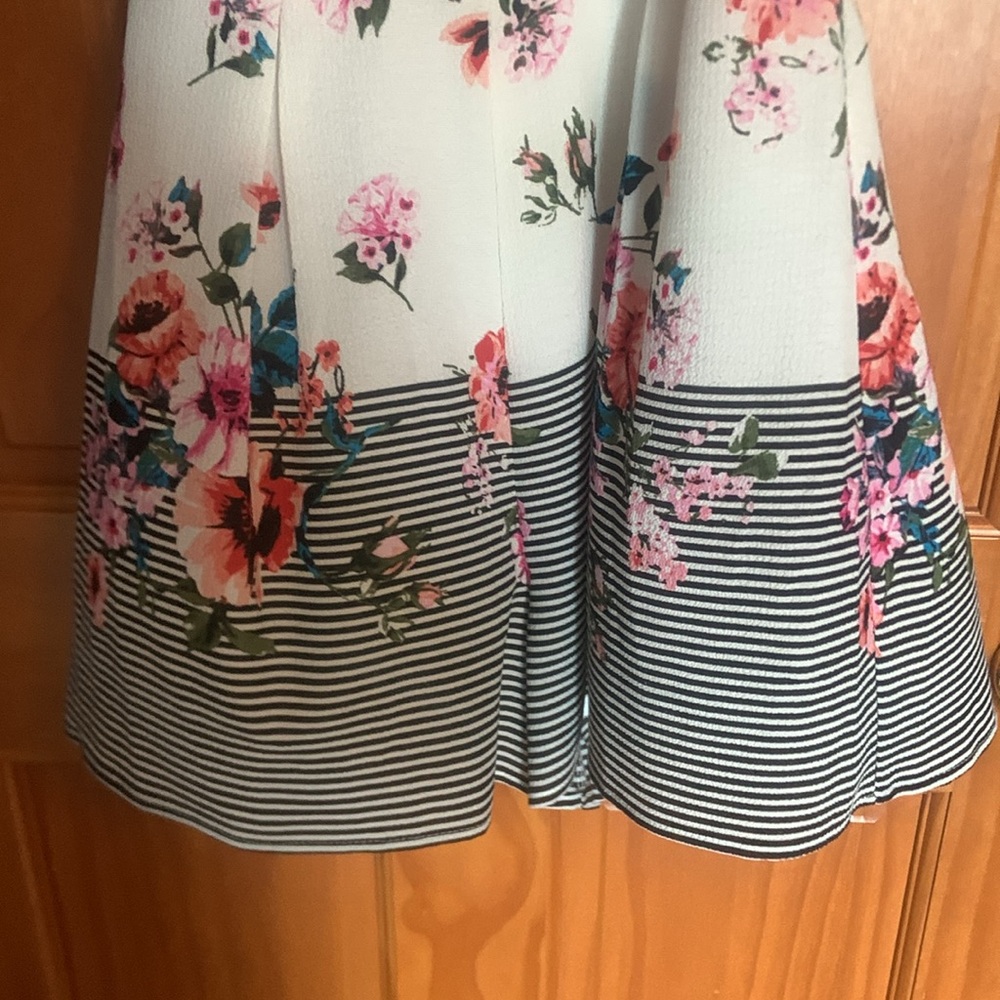 Romper - Picture 3 of 5